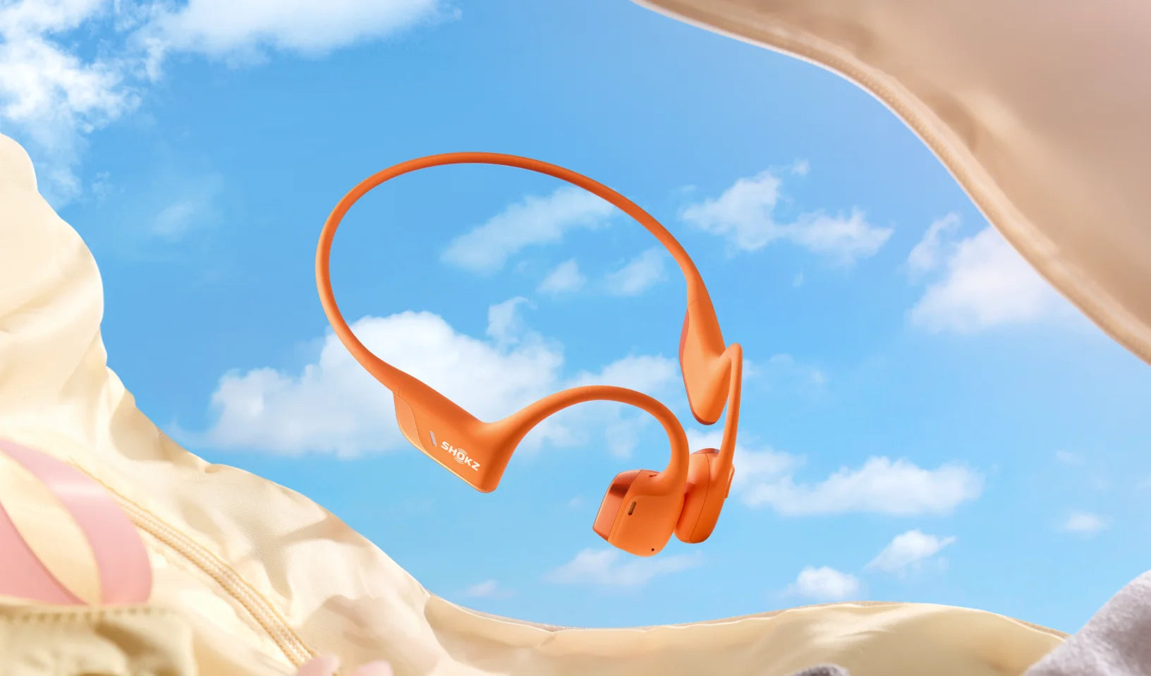 SHOKZ OPENRUN PRO2 BONE CONDUCTION HEADPHONES - MOTHER'S DAY GIFT FOR ACTIVE MOMS