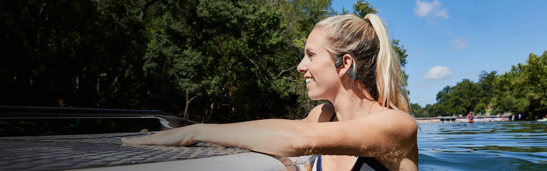 Open-Ear Comfort<br /><br /><br /><br /><br /><br /><br /><br /><br /> Our open-ear design powered by bone conduction technology ensures bud-free, comfortable listening all day, in or out of the water.