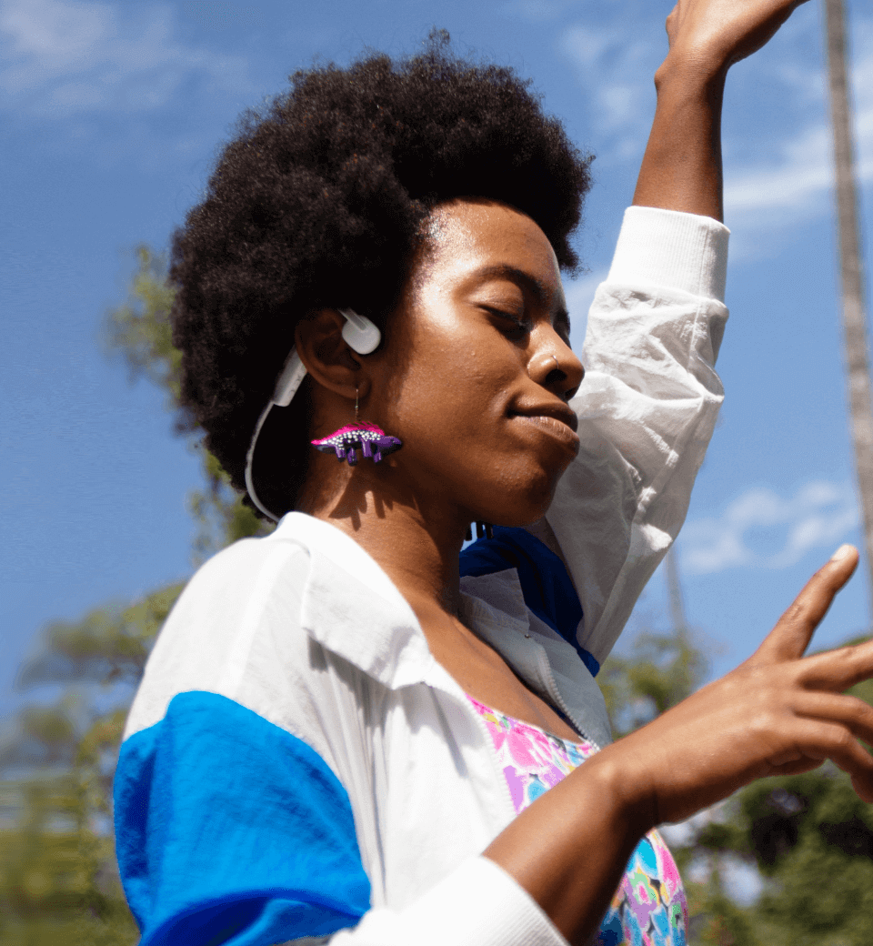 Shokz OpenMove Sports Headphones Goog Audio Quality with PremiumPitch 2.0™